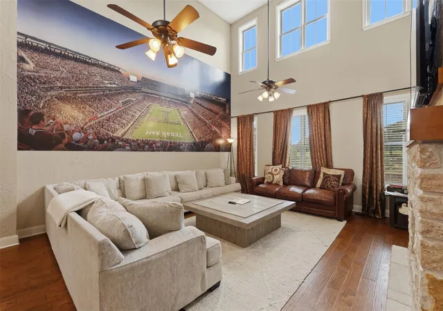 Listing Photo 5 - Condo for sale in building located at 3249 Founders Dr, Bryan, TX 77807