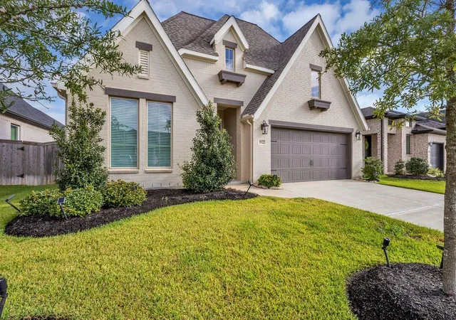 Photo 3 of Single family home for sale at 19322 Seabiscuit Stable Trl, Tomball, TX 77377 | MLS# 25599380 | Listing updated on 2026-10-09