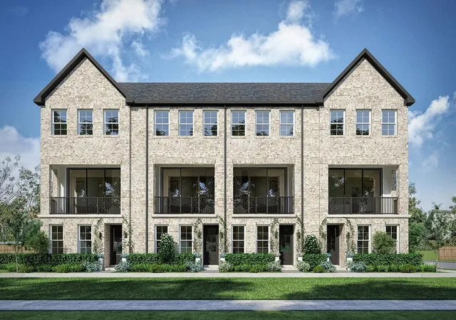 Photo 2 of Townhouse for sale at 8728 Park Kolbe Ln, Houston, TX 77080 | MLS# 83845190 | Listing updated on 2026-10-04