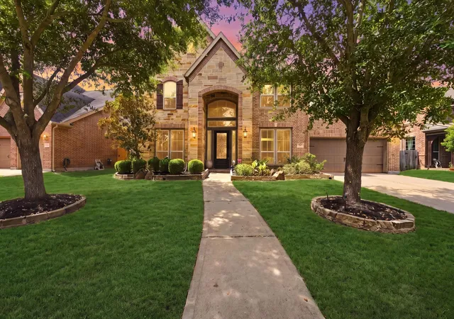 Photo 1 of Single family home for sale at 3923 Pebble Hts Ln, Sugar Land, TX 77479 | MLS# 8998209 | Listing updated on 2026-10-03