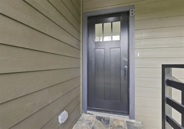 Photo 3 of Multi family home for sale at 2518 Lucky St, Houston, TX 77088 | MLS# 71632851 | Listing updated on 2026-09-23