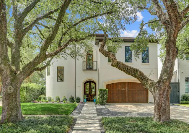 Photo 1 of Sale Pending at 3771 Childress St, Houston, TX 77005 | MLS# 59428166 | Listing updated on 2026-09-11