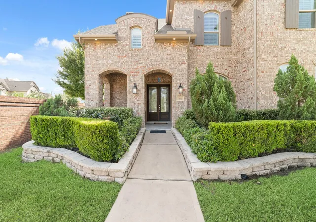 Photo 3 of Single family home for sale at 11846 Cardow Dr, Richmond, TX 77407 | MLS# 72175425 | Listing updated on 2026-09-19