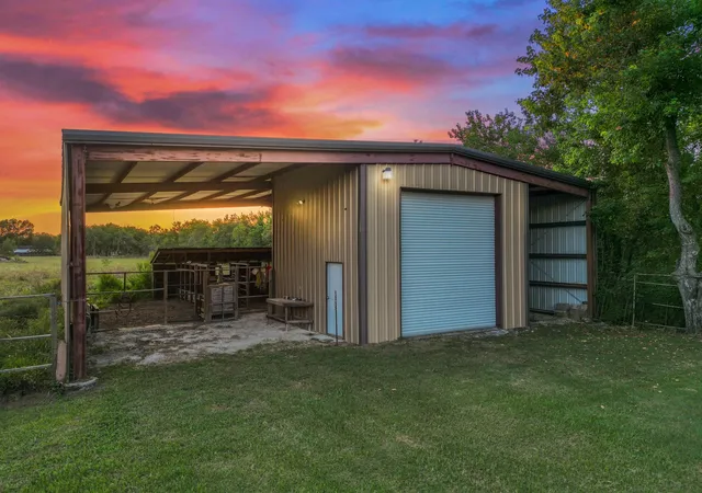 Photo 3 of Single family home for sale at 9731 Hadden Rd, Baytown, TX 77521 | MLS# 2113890 | Listing updated on 2026-09-22