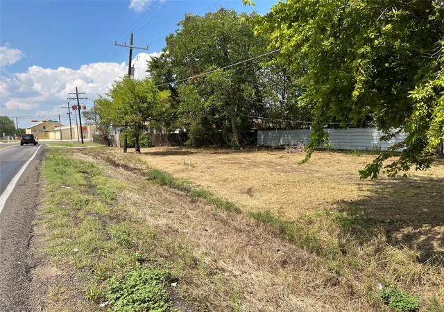 Land for sale at 606 W Mcalpine St, Navasota, TX 77868 | MLS# 61449582
