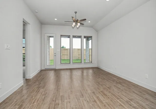 Photo 4 of Sale Pending at 19210 Satsuma Ridge Dr, Manvel, TX 77578 | MLS# 54448335 | Listing updated on 2026-09-17