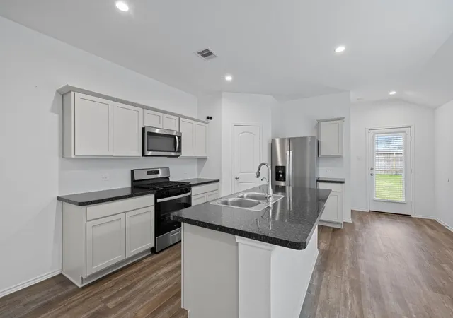 Photo 3 of Single family home for sale at 5710 Vintage Oakmont Dr, Spring, TX 77373 | MLS# 53646203 | Listing updated on 2026-10-12