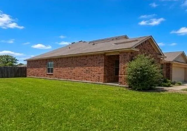 Photo 3 of Sale Pending at 2634 Prancing Strm Dr, Spring, TX 77373 | MLS# 6458653 | Listing updated on 2026-10-22