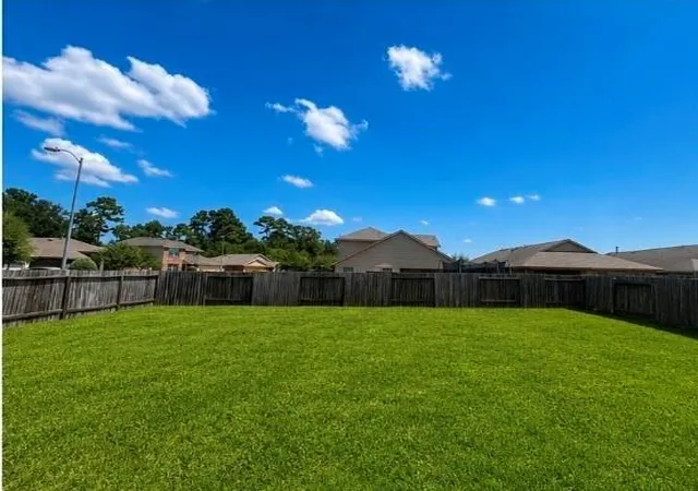 Photo 4 of Sale Pending at 2634 Prancing Strm Dr, Spring, TX 77373 | MLS# 6458653 | Listing updated on 2026-10-22