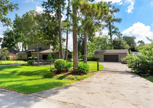 Photo 2 of Single family home for sale at 21602 Tophill Dr, Spring, TX 77388 | MLS# 27072096 | Listing updated on 2026-09-09