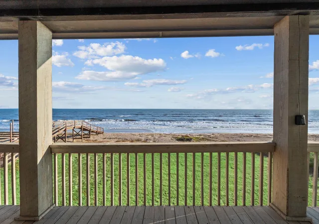 Photo 4 of Single family home for sale at 2416 Highway 87, Gilchrist, TX 77617 | MLS# 44203438 | Listing updated on 2026-09-05