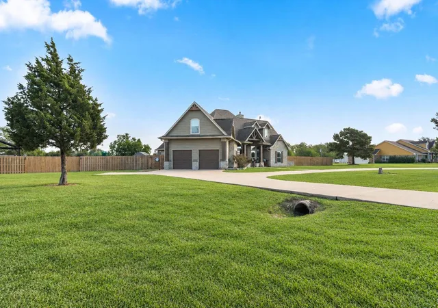 Photo 4 of Single family home for sale at 2210 Blue Jay Way, Pattison, TX 77423 | MLS# 40026659 | Listing updated on 2026-09-23