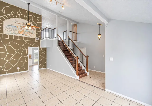 Photo 4 of Single family home for sale at 12027 Huntington Park Dr, Houston, TX 77099 | MLS# 16935893 | Listing updated on 2026-10-08