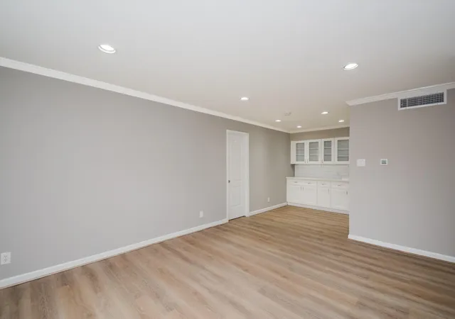 Photo 2 of Townhouse for sale at 845 Augusta Dr #67, Houston, TX 77057 | MLS# 12808907 | Listing updated on 2026-10-05