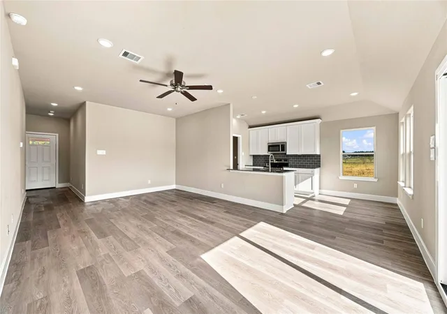 Photo 2 of Single family home for sale at 10435 Sugar Ml Dr, Conroe, TX 77306 | MLS# 31772591 | Listing updated on 2026-09-25