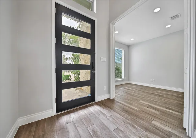 Photo 4 of Single family home for sale at 4525 Woodland Bnd Ct, Spring, TX 77386 | MLS# 80841503 | Listing updated on 2026-09-21