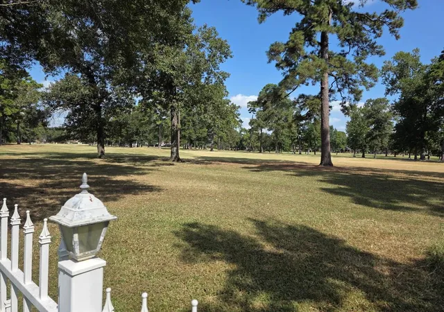 Photo 3 of Single family home for sale at 8119 Rebawood Dr, Humble, TX 77346 | MLS# 54594935 | Listing updated on 2026-09-05