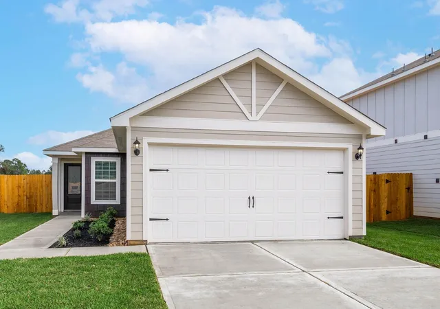 Photo 1 of Single family home for sale at 16474 Honeysuckle Hl Dr, Conroe, TX 77303 | MLS# 77869710 | Listing updated on 2026-10-09