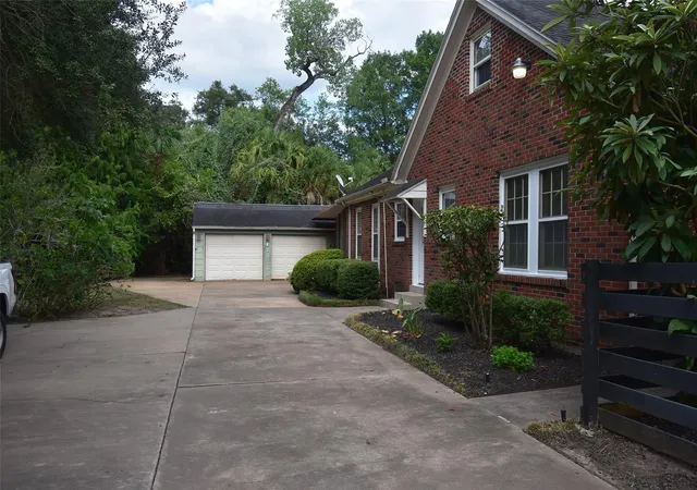 Photo 3 of Single family home for sale at 3205 Ave K, Bay City, TX 77414 | MLS# 78521171 | Listing updated on 2026-09-14