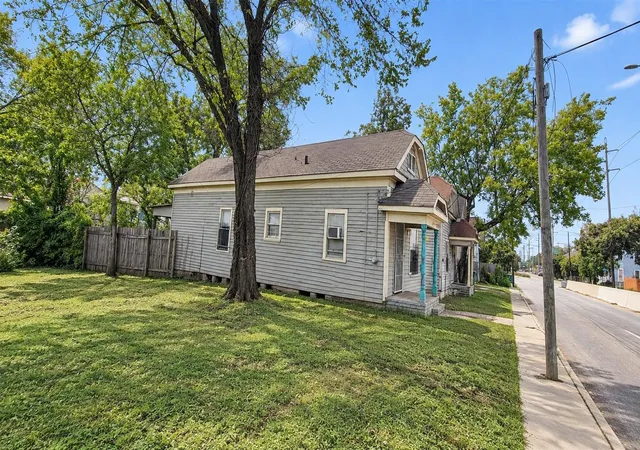 Photo 4 of Single family home for sale at 1609 Elysian St, Houston, TX 77026 | MLS# 45133295 | Listing updated on 2026-09-04