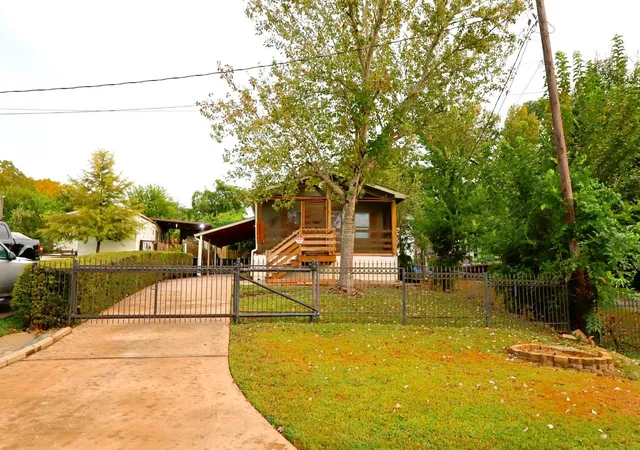 Photo 1 of Single family home for sale at 13048 Enchanted Vista, Willis, TX 77318 | MLS# 31082018 | Listing updated on 2026-09-20