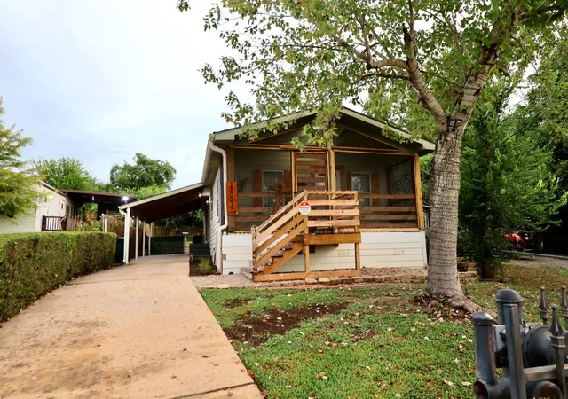 Photo 3 of Single family home for sale at 13048 Enchanted Vista, Willis, TX 77318 | MLS# 31082018 | Listing updated on 2026-09-20