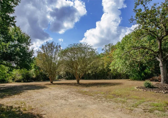 Photo 4 of Single family home for sale at 845 2nd Street, Somerville, TX 77879 | MLS# 83542590 | Listing updated on 2026-09-22