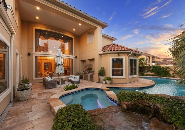 Photo 3 of Mansion for sale at 13907 Slate Crk Ln, Houston, TX 77077 | MLS# 33532859 | Listing updated on 2026-09-13