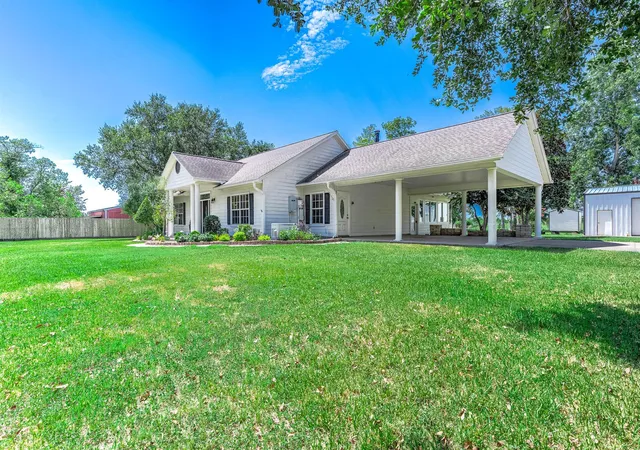Photo 4 of Sale Pending at 10311 Fm 1462 Rd, Alvin, TX 77511 | MLS# 46055222 | Listing updated on 2026-09-15