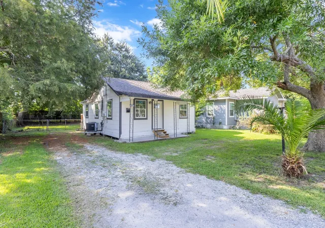 Photo 2 of Sale Pending at 2215 Ave B, Nederland, TX 77627 | MLS# 88046480 | Listing updated on 2026-09-09