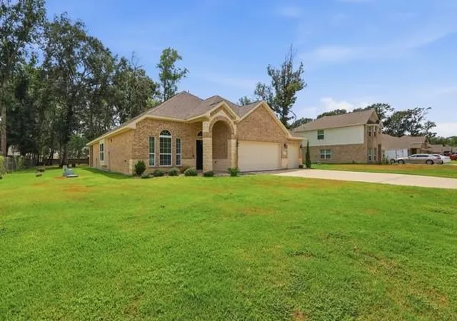 Photo 2 of Single family home for sale at 55 County Rd 6615, Dayton, TX 77535 | MLS# 55084473 | Listing updated on 2026-09-05