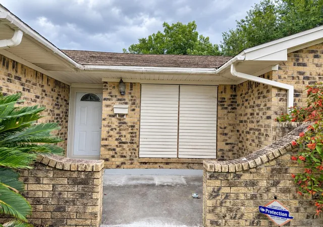 Photo 2 of Single family home for sale at 306 Lantana Dr, Texas City, TX 77591 | MLS# 1016351 | Listing updated on 2026-10-07