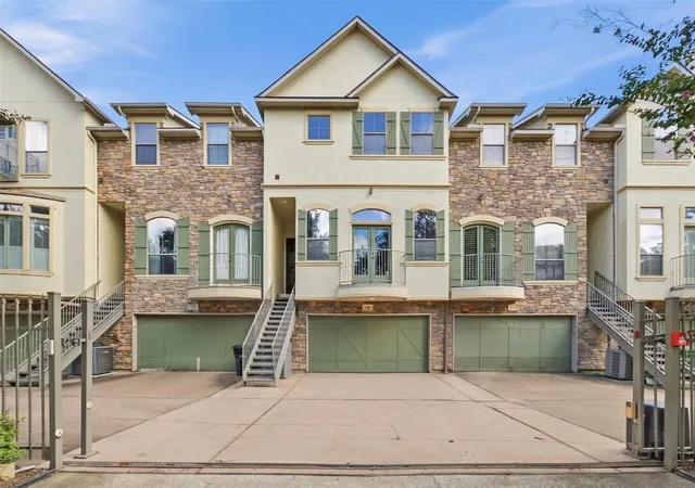 Townhouse for sale at 1407 Southmore Blvd, Houston, TX 77004 | MLS# 3021853