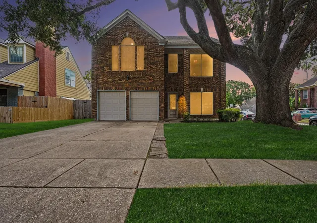 Photo 2 of Single family home for sale at 2017 Dublin Dr, Deer Park, TX 77536 | MLS# 29941724 | Listing updated on 2026-09-23