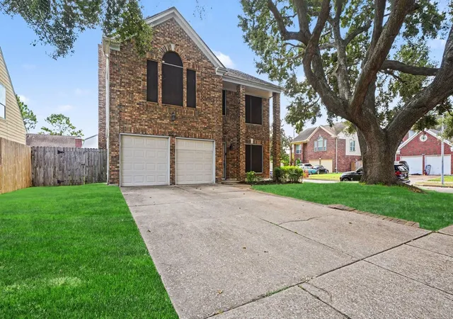 Photo 3 of Single family home for sale at 2017 Dublin Dr, Deer Park, TX 77536 | MLS# 29941724 | Listing updated on 2026-09-23