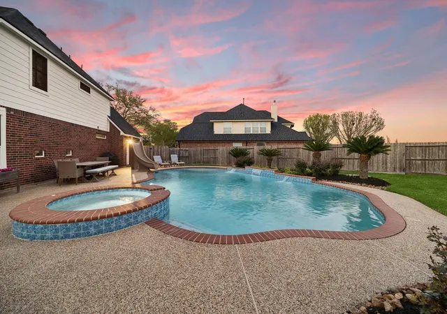 Photo 1 of Single family home for sale at 5102 Hidden Brk Ln, League City, TX 77573 | MLS# 66952440 | Listing updated on 2026-09-19