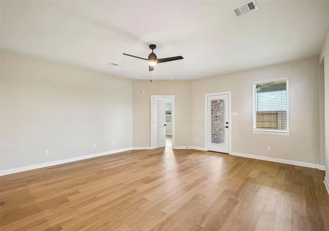 Photo 3 of Single family home for sale at 14005 Starboard Reach Dr, Santa Fe, TX 77510 | MLS# 29560567 | Listing updated on 2026-09-20