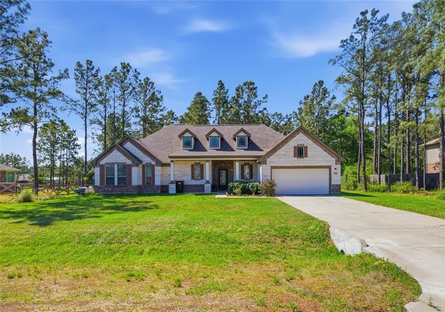 Photo 3 of Single family home for sale at 16536 Aransas St, Conroe, TX 77303 | MLS# 32972012 | Listing updated on 2026-09-11