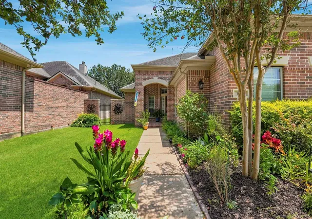 Photo 3 of Single family home for sale at 3206 Mcmahon Way, Missouri City, TX 77459 | MLS# 71465182 | Listing updated on 2026-10-03