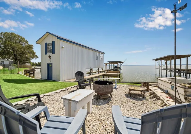 Photo 3 of Single family home for sale at 115 Panther, Onalaska, TX 77360 | MLS# 96243125 | Listing updated on 2026-09-24