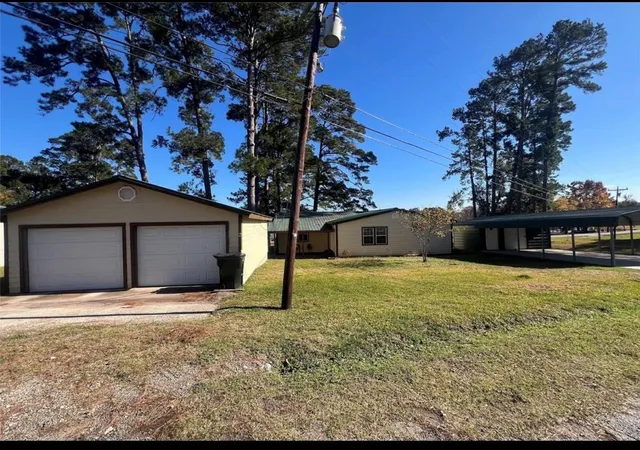 Photo 18 of Single family home for sale at 2 Lee Dr, Huntsville, TX 77320 | MLS# 22198448 | Listing updated on 2026-09-09