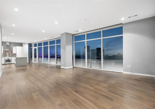 Photo 1 of Condo for sale at 4521 San Felipe St #2601, Houston, TX 77027 | MLS# 404352 | Listing updated on 2026-09-02