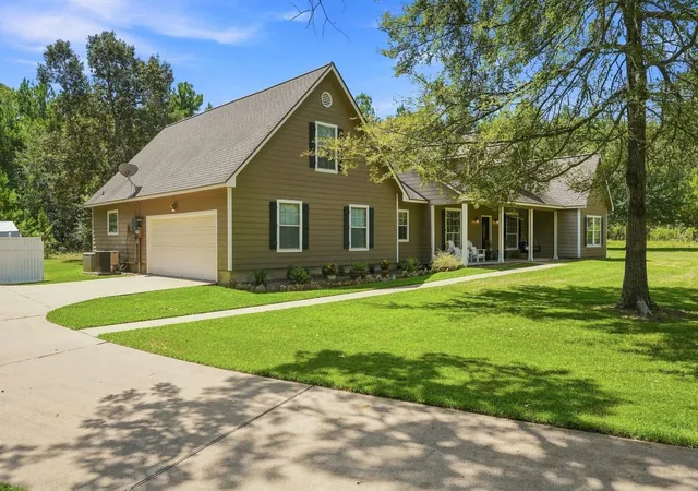 Photo 2 of Single family home for sale at 23718 County Fair Dr, Hockley, TX 77447 | MLS# 74336128 | Listing updated on 2026-09-20