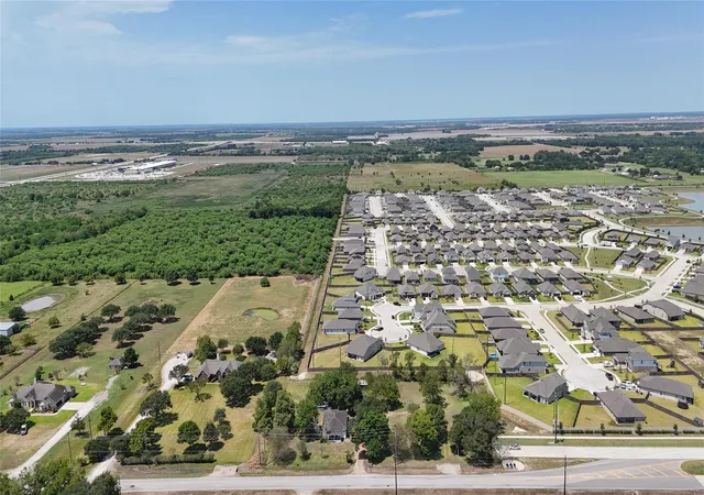 Photo 3 of Single family home for sale at 3422 Cottonwood School Rd, Rosenberg, TX 77471 | MLS# 34787168 | Listing updated on 2026-09-01