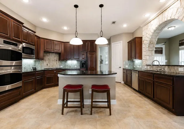 Photo 3 of Single family home for sale at 5331 W Farm Way, Fulshear, TX 77441 | MLS# 52058760 | Listing updated on 2026-09-12