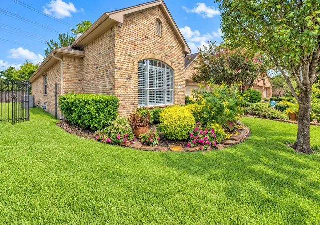 Photo 2 of Single family home for sale at 20642 Sunset Bnd Ln, Spring, TX 77379 | MLS# 53644991 | Listing updated on 2026-09-12