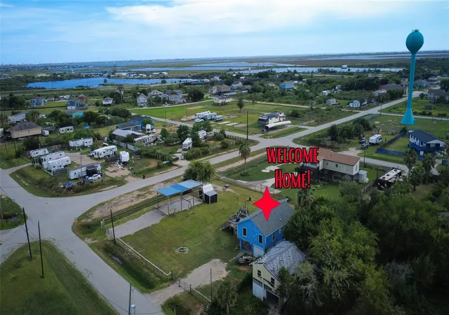 Photo 2 of Single family home for sale at 4607 Swan St, Hitchcock, TX 77563 | MLS# 76989703 | Listing updated on 2026-10-06