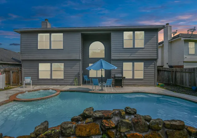 Photo 4 of Single family home for sale at 4827 Lazy Timbers Dr, Humble, TX 77346 | MLS# 66145648 | Listing updated on 2026-09-19