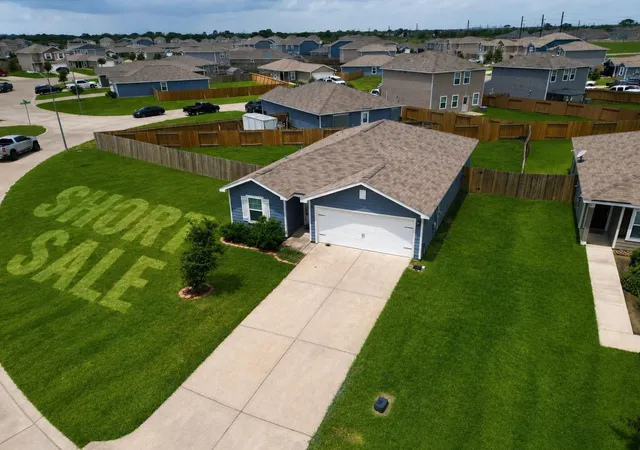 Photo 1 of Single family home for sale at 5915 Snapping Turtle Rd, Baytown, TX 77523 | MLS# 88266327 | Listing updated on 2026-09-24