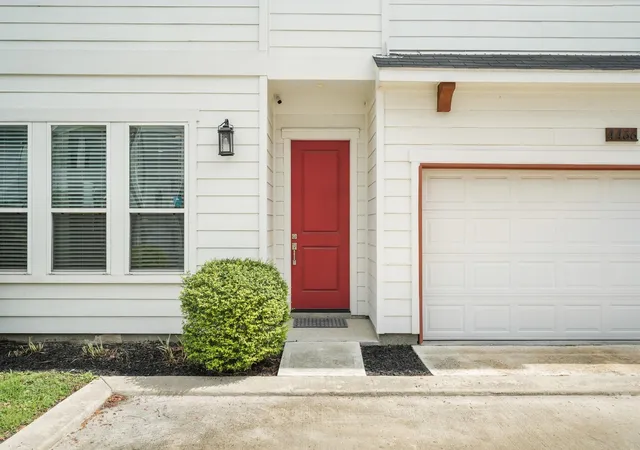 Photo 2 of Single family home for sale at 4466 W Tidwell Rd, Houston, TX 77091 | MLS# 45192410 | Listing updated on 2026-09-19